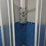 Excelente Piso De 3 Dobles, 2 Banos Y Terraza 30 Mts *