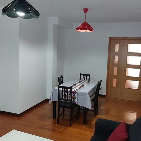 Excelente Piso De 3 Dobles, 2 Banos Y Terraza 30 Mts Apartment Naron (A Coruna)